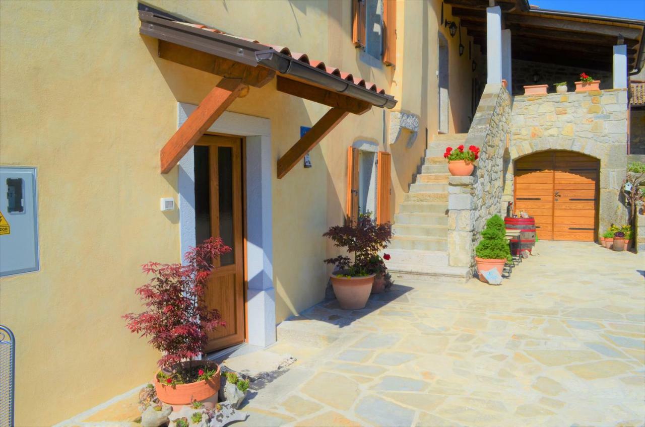 Apartment Hum-The Smallest Town In The World Bagian luar foto